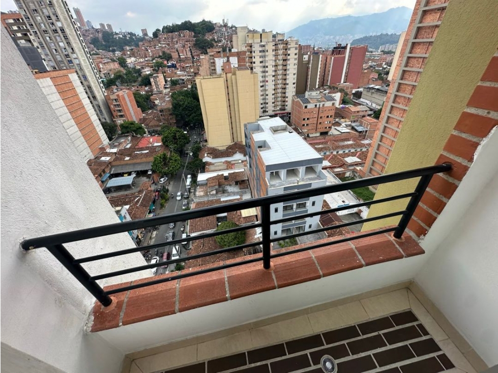 Vendo apartaestudio en Ayacucho tranvía, excelente para inversion