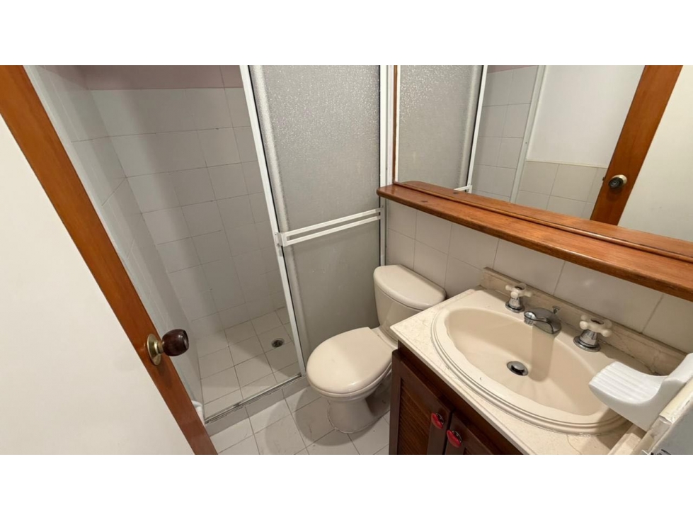 Vendo apartaestudio en la América excelente ubicación, parqueadero — foto 5