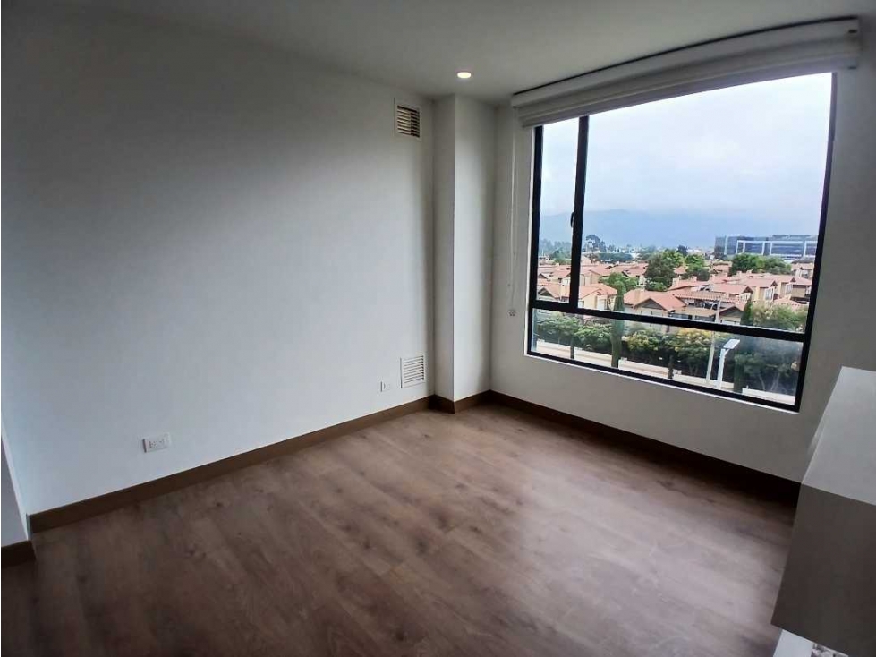HERMOSO APARTAESTUDIO EN LA MILLA DE ORO CON PARQUEADERO — foto 5