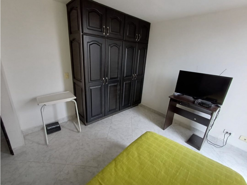 Vendo apartaestudio en Santa Lucía cerca a la estación del metro — foto 5