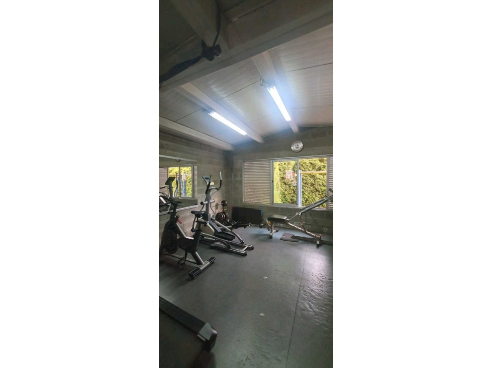 VENDO APARTAESTUDIO EN SIMON BOLIVAR PRIMER PISO CON PK DE VISITANTES — foto 5