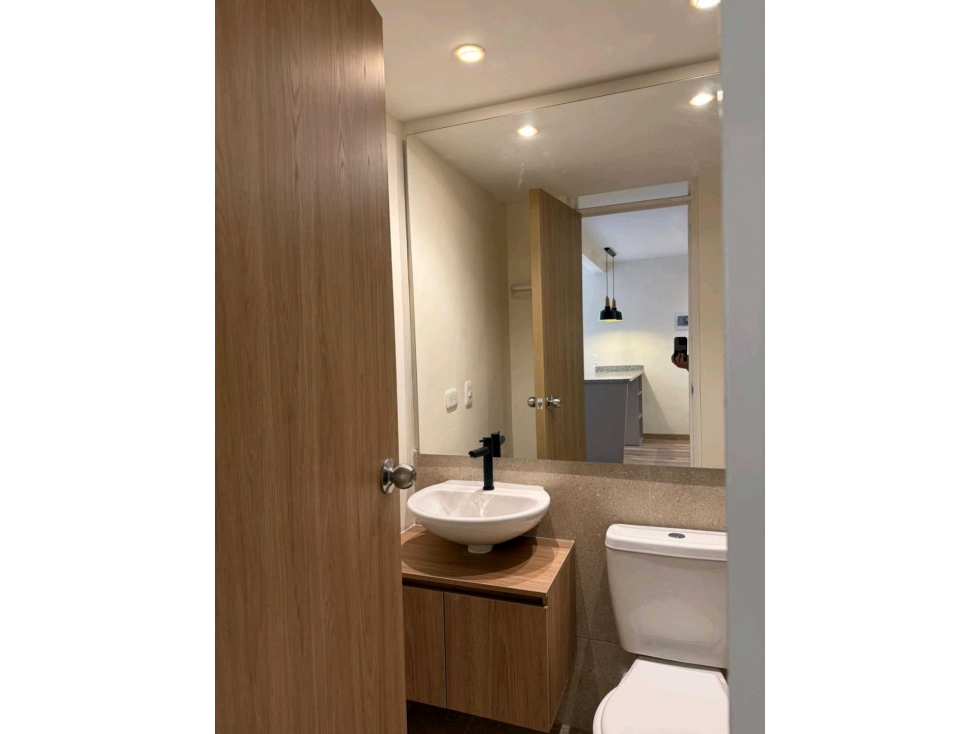 Arriendo aparta estudio + nuevo + Candelaria + gym + cooworking — foto 5