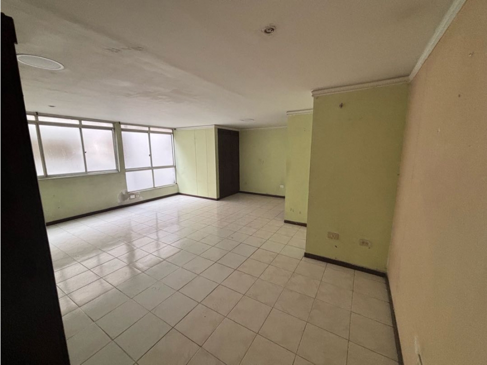 VENDO APARTAESTUDIO POR EL ESTADIO IDEAL PARA REFORMAR — foto 2