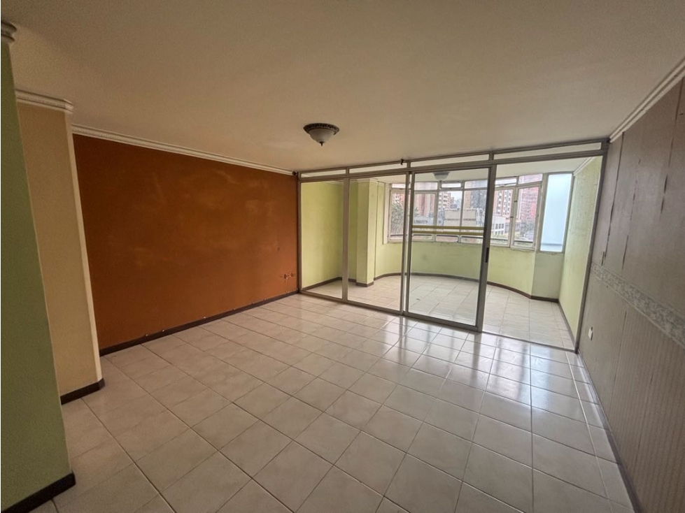 VENDO APARTAESTUDIO POR EL ESTADIO IDEAL PARA REFORMAR — foto 5