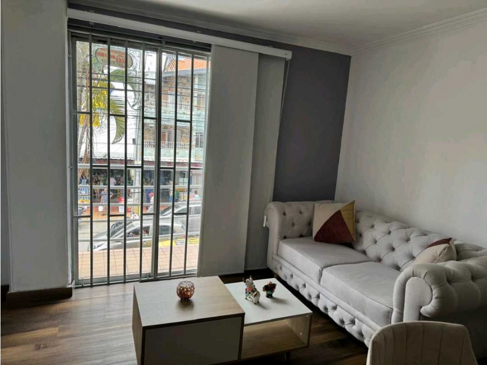 VENDO APARTAESTUDIO SECTOR SANTA LUCIA