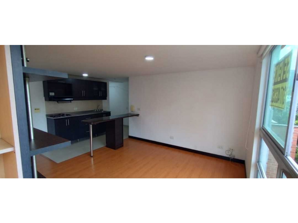 Vendo Apartaestudio tipo loft Laureles Área 42mtrs, $470 — foto 3