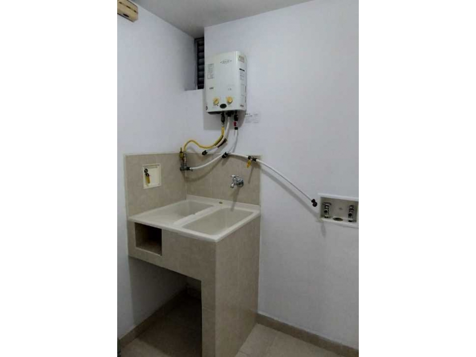 Vendo Apartaestudio tipo loft Laureles Área 42mtrs, $470 — foto 6