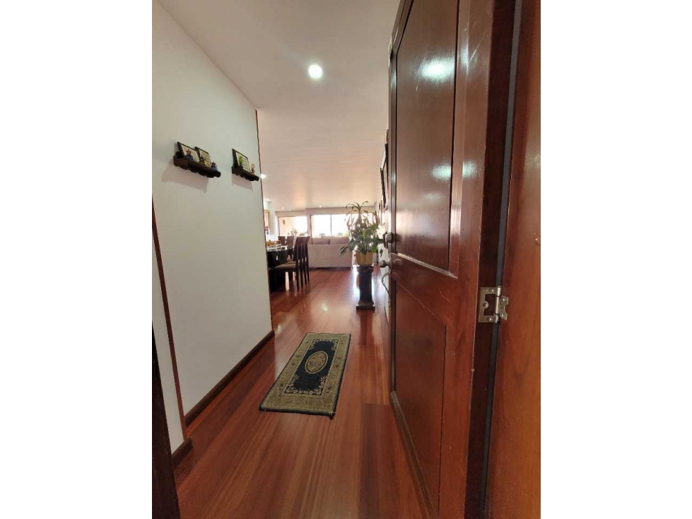 VENDO APARTAMENTO COLINA CAMPESTRE BOGOTA.