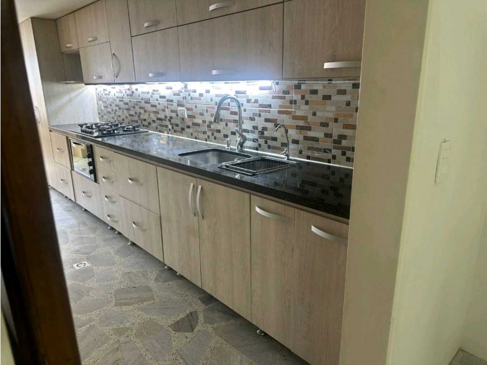 Vendo apartamento 160M2, Primer P Laureles, Medellín, alcoba servicio — foto 5