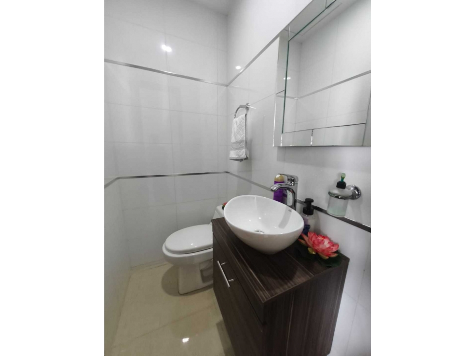 VENDO APARTAMENTO 178 MTS BARRIO CASTELLANA - 3