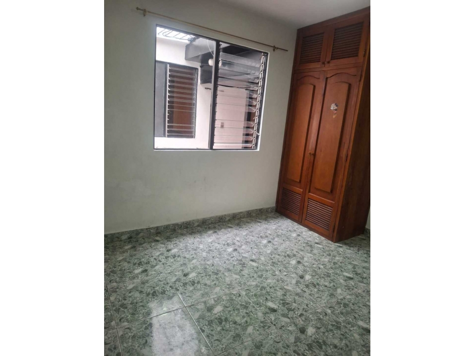 VENDO APARTAMENTO 2DO PISO EN BUENOS AIRES MEDELLÍN — foto 6