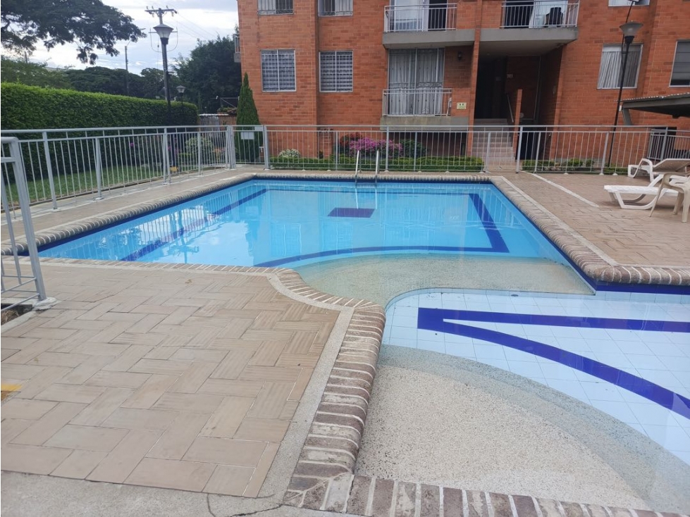 VENDO APARTAMENTO 2DO PISO S/A PRIMERO DE MAYO LJ 9984488