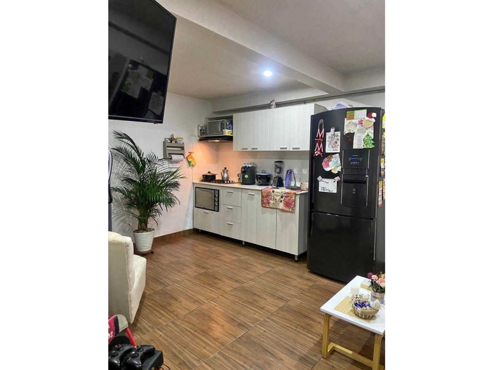 VENDO APARTAMENTO 2°PISO EN EL 12 DE OCTUBRE MEDELLÍN — foto 5