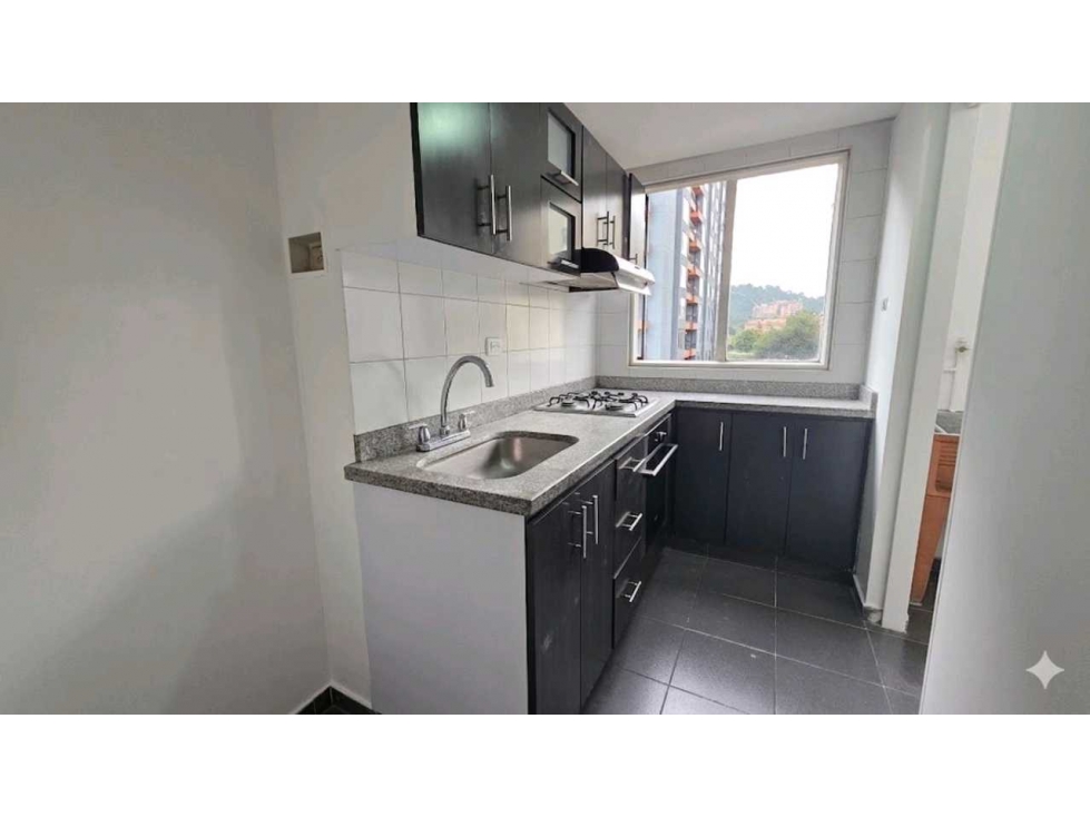 VENDO APARTAMENTO 3 HAB. COLINA CAMPESTRE PARA REMODELAR (IC) — foto 6