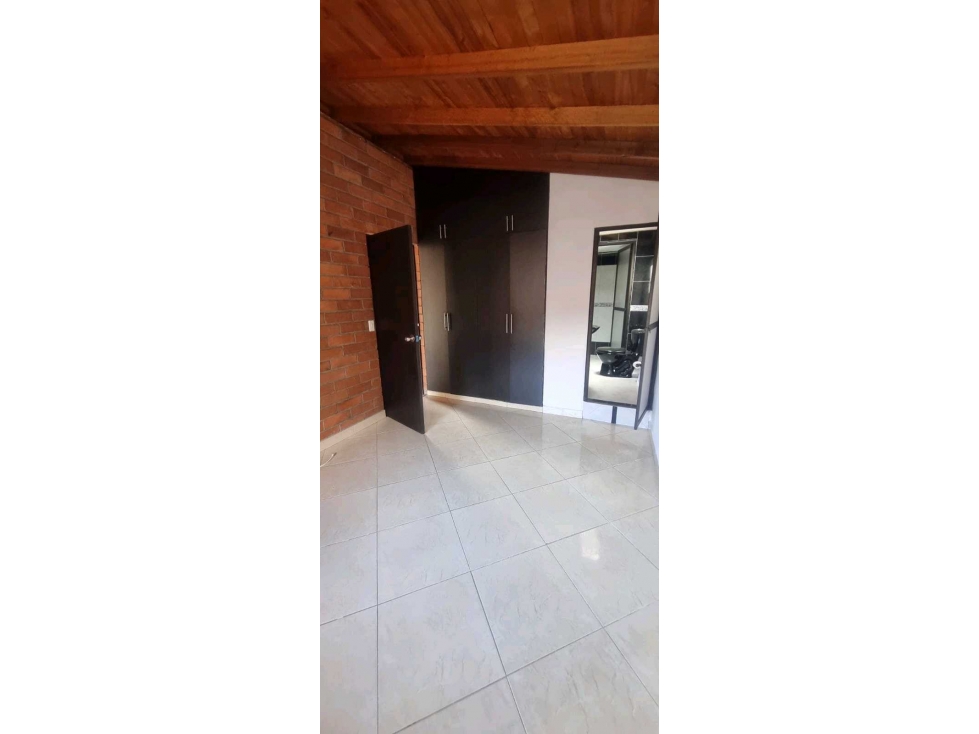 VENDO APARTAMENTO 3 PISO EN BOYACA CERCA A LA CARLOS HOLGUIN — foto 2