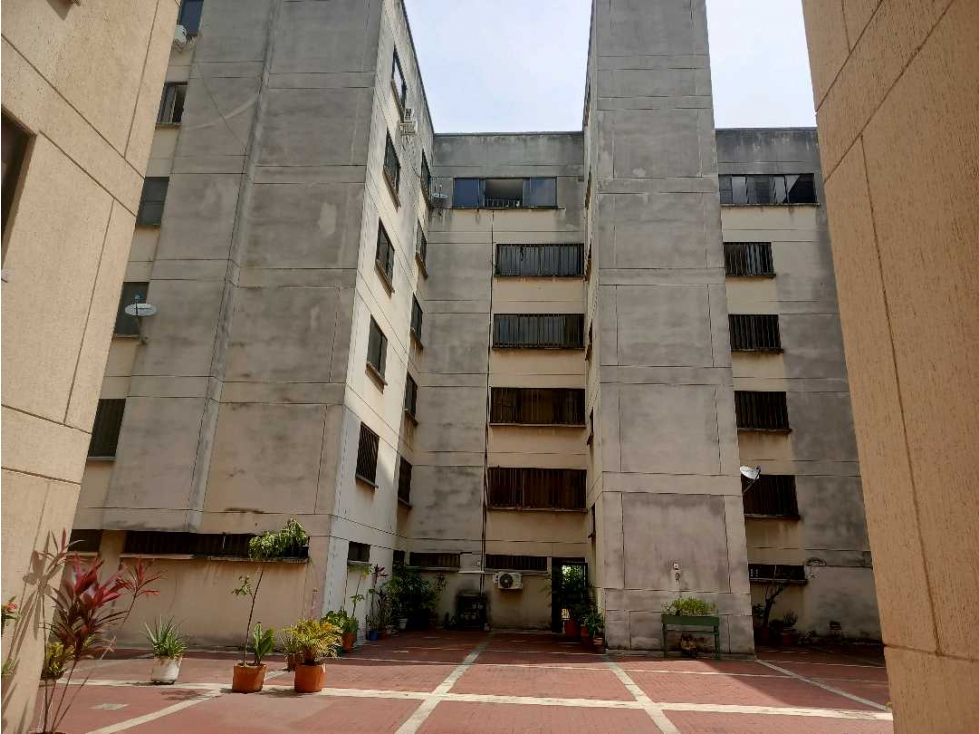 VENDO APARTAMENTO 3ER PISO C/A EN EDIFICIO CUARTO DE LEGUA LJ 9752492