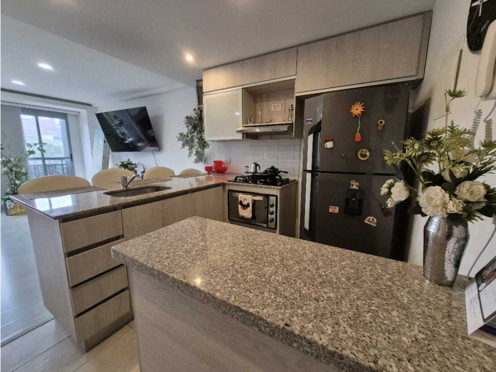 Vendo apartamento 57mt Loma de los Bernal, Medellín, lujoso — foto 2