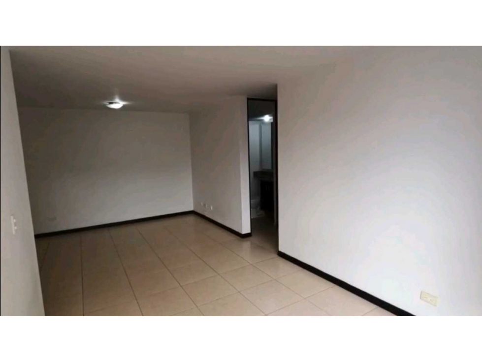 VENDO APARTAMENTO 4 PISO EN DITAIRES ITAGÜÍ UNIDAD CERRADA — foto 2