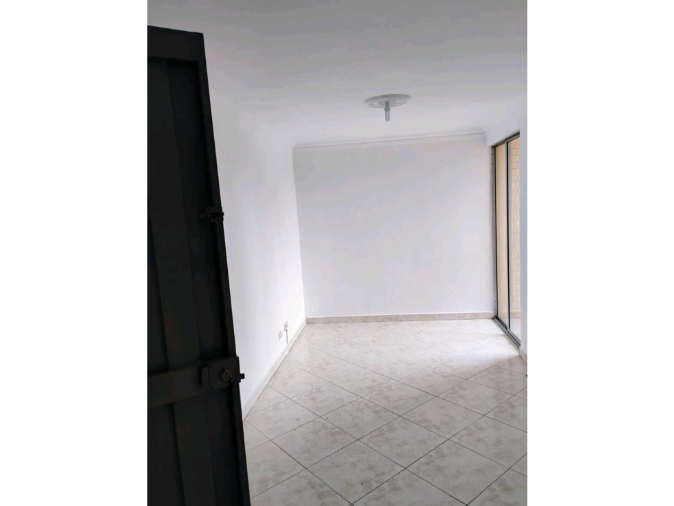 Vendo apartamento 50 m2, Centro Medellín, renta garantizada