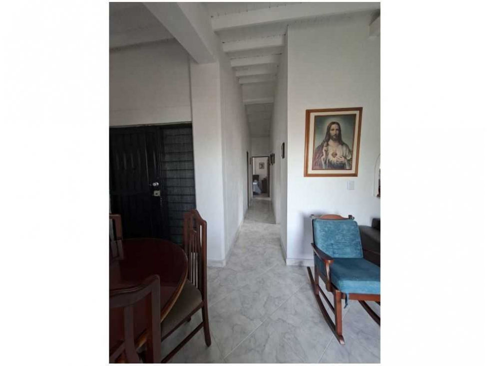VENDO APARTAMENTO 5°PISO ACCESO POR ESCALAS EN CABAÑAS BELLO - 2