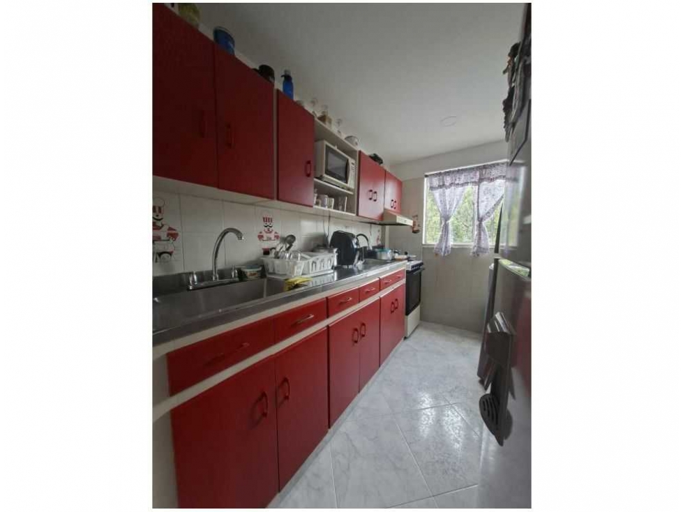 VENDO APARTAMENTO 5°PISO ACCESO POR ESCALAS EN CABAÑAS BELLO - 5