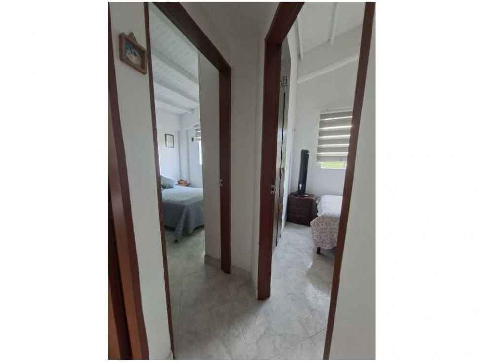 VENDO APARTAMENTO 5°PISO ACCESO POR ESCALAS EN CABAÑAS BELLO - 6