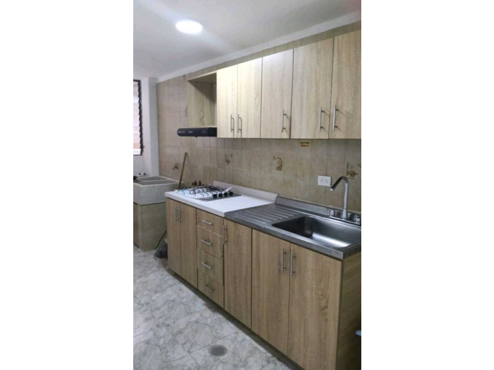 VENDO APARTAMENTO 60m² EN MIRAFLORES
