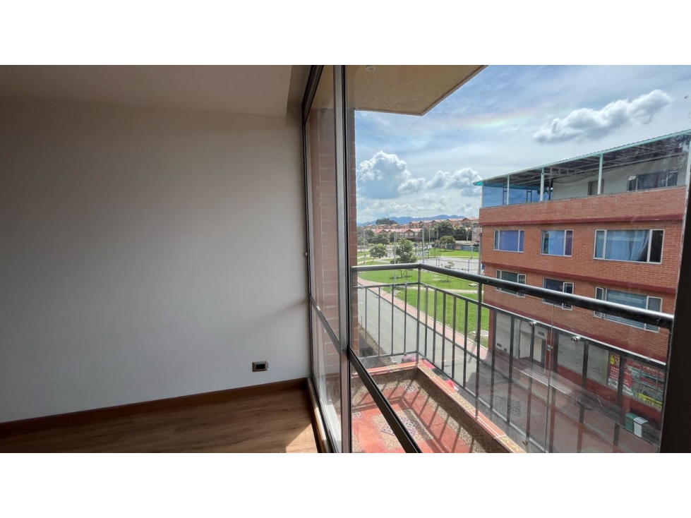 Vendo apartamento a pocos metros de@la estación del tren de Cajicá — foto 5