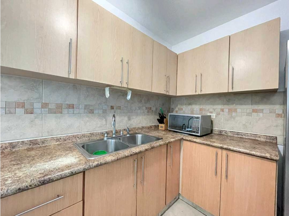 VENDO APARTAMENTO AMOBLADO EN EL CANGREJO PH MARQUIS TOWER — foto 5