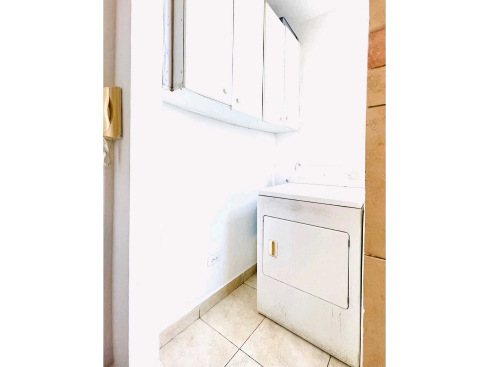 VENDO APARTAMENTO AMOBLADO EN EL CANGREJO PH MARQUIS TOWER — foto 6
