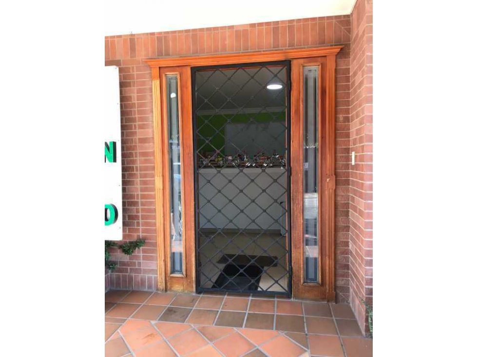 VENDO APARTAMENTO BARRIO OBRERO - 3