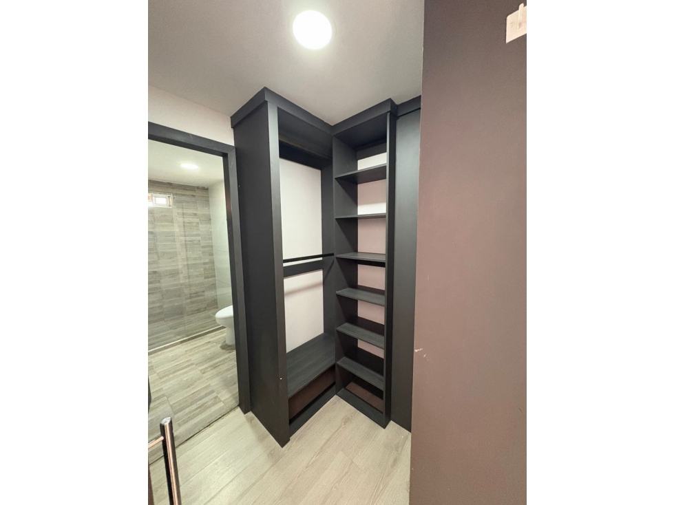 Vendo apartamento calasanz parte baja, patio grande, garaje — foto 4