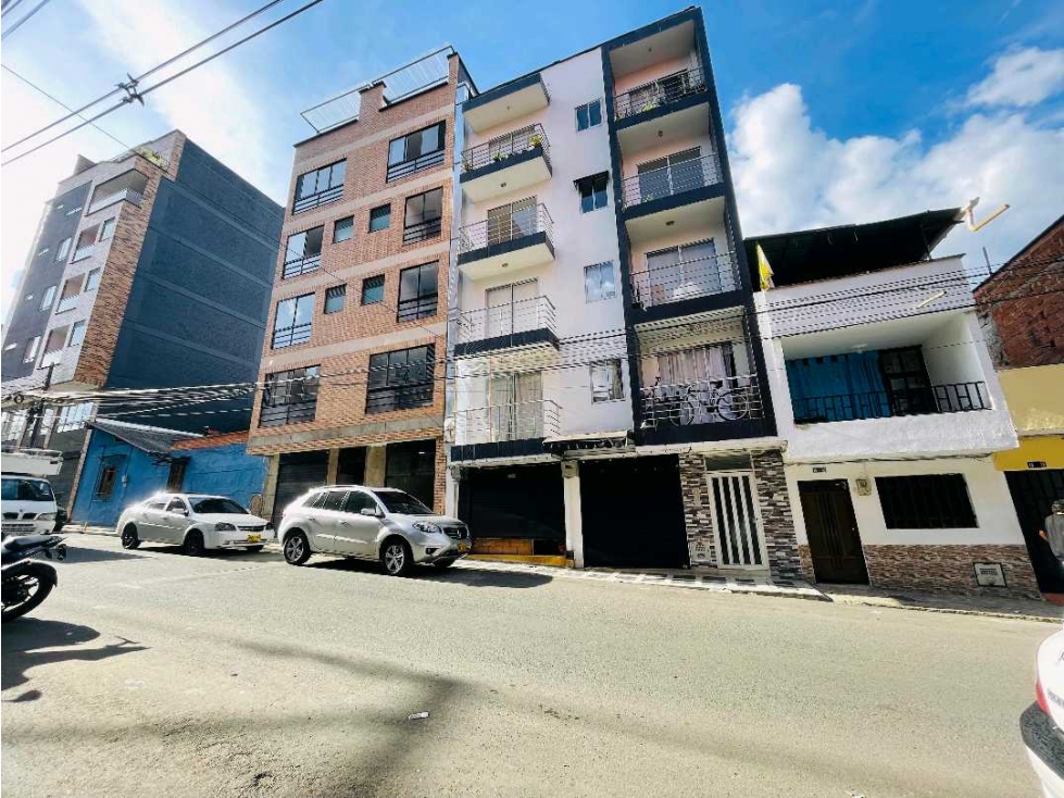 VENDO APARTAMENTO CALDAS. CERCA A EL PARQUE