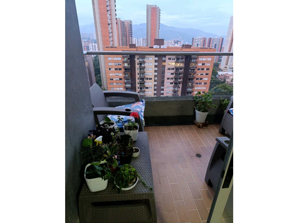 Vendo apartamento con alcoba del servicio en Sabaneta — foto 3