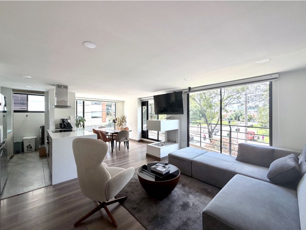 Vendo apartamento con balcón en Pasadena