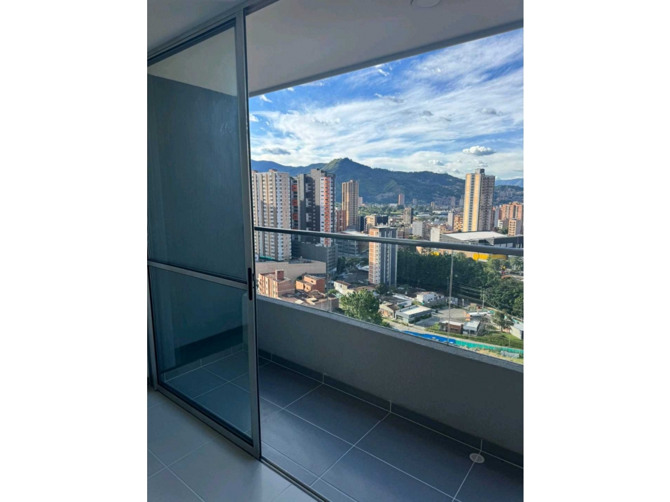 VENDO apartamento para seguir estrenando en Sabaneta