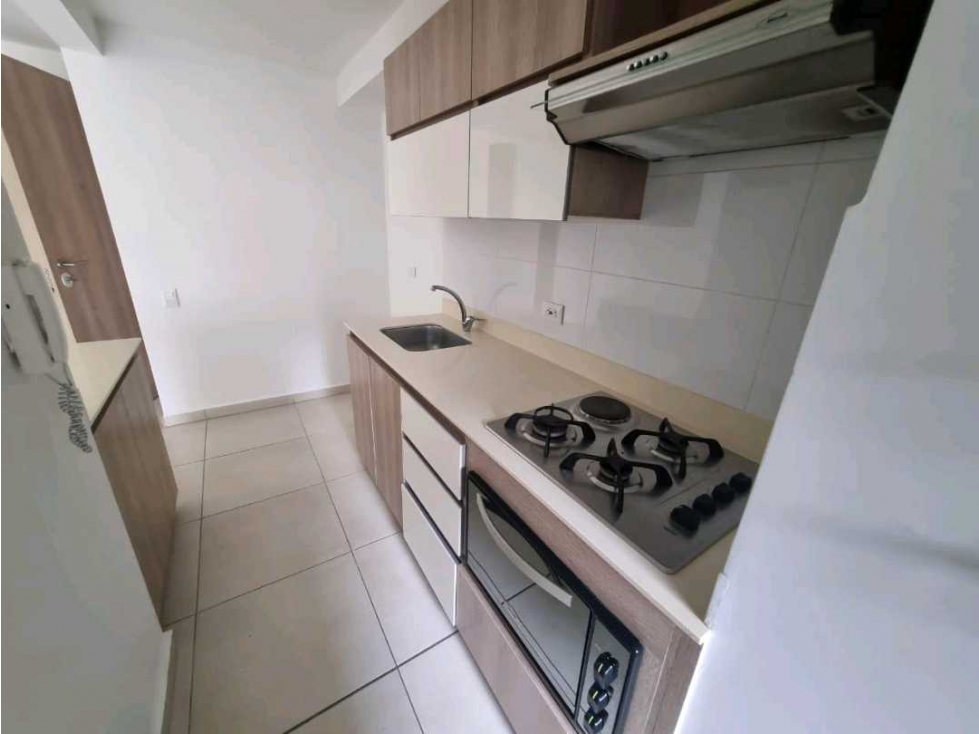 Rento apartamento con buenos acabados Sabaneta ideal inversion o vivir — foto 2