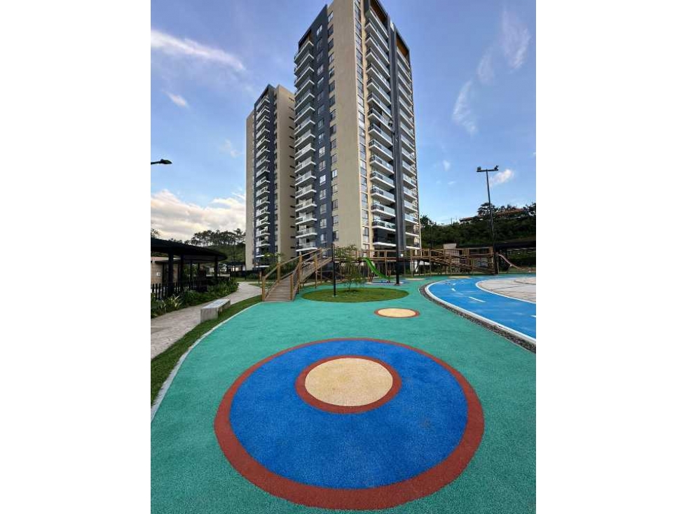 ESPECTACULAR APARTAMENTO CON JACUZZI, DEPOSITO Y 2 PARQUEADEROS — foto 3