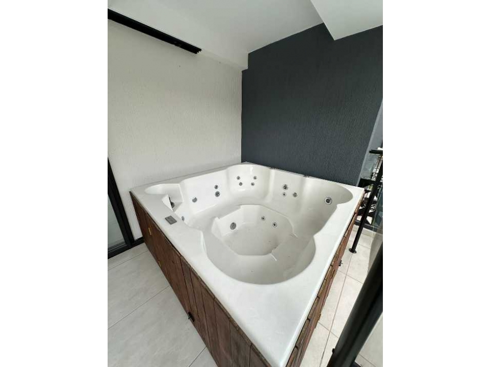 VENDO APARTAMENTO CON JACUZZI DEPOSITO Y 2 PARQUEADEROS — foto 4