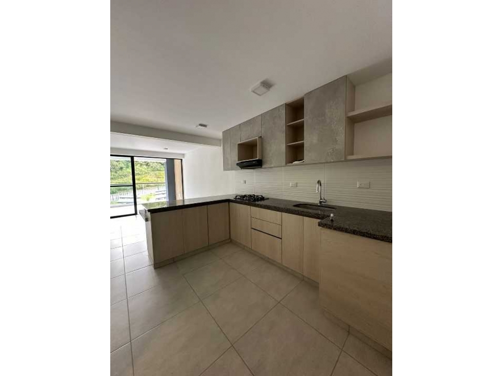 VENDO APARTAMENTO CON JACUZZI DEPOSITO Y 2 PARQUEADEROS — foto 6