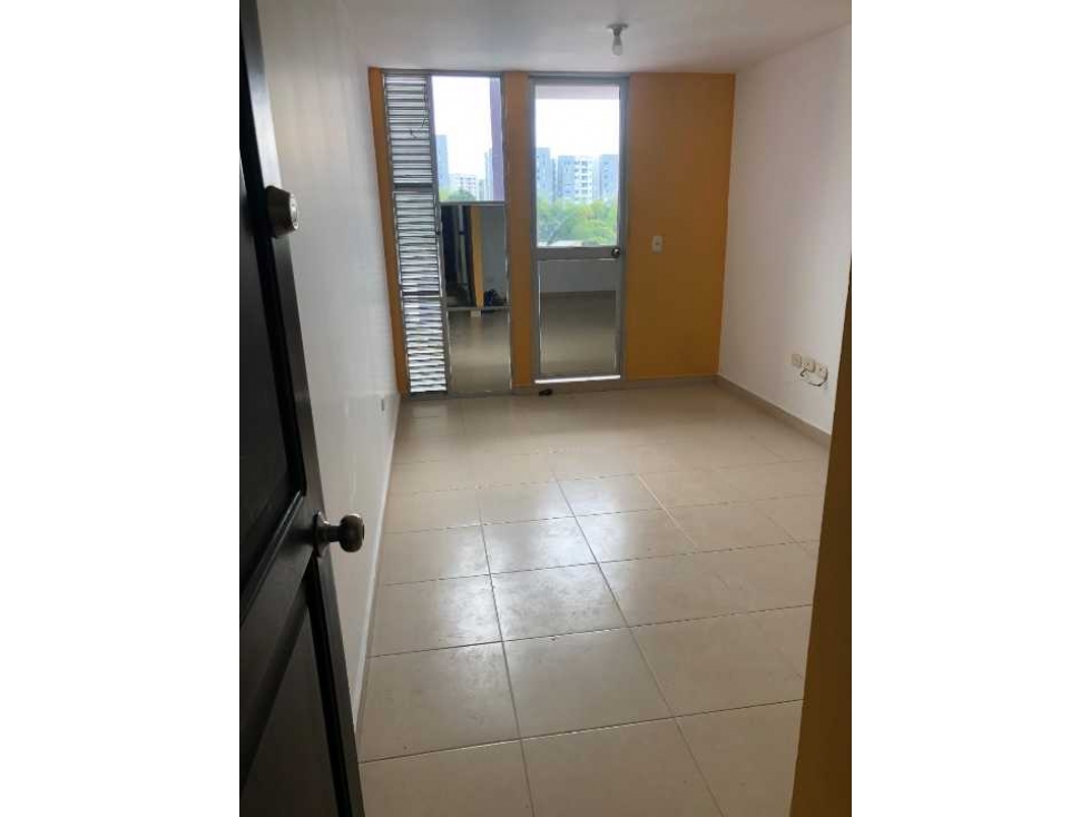 Vendo apartamento con parqueadero cubierto — foto 3