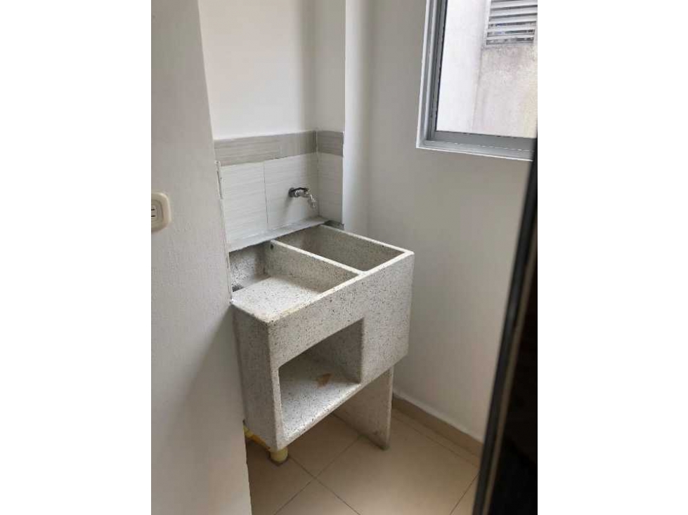 Vendo apartamento con parqueadero cubierto — foto 5