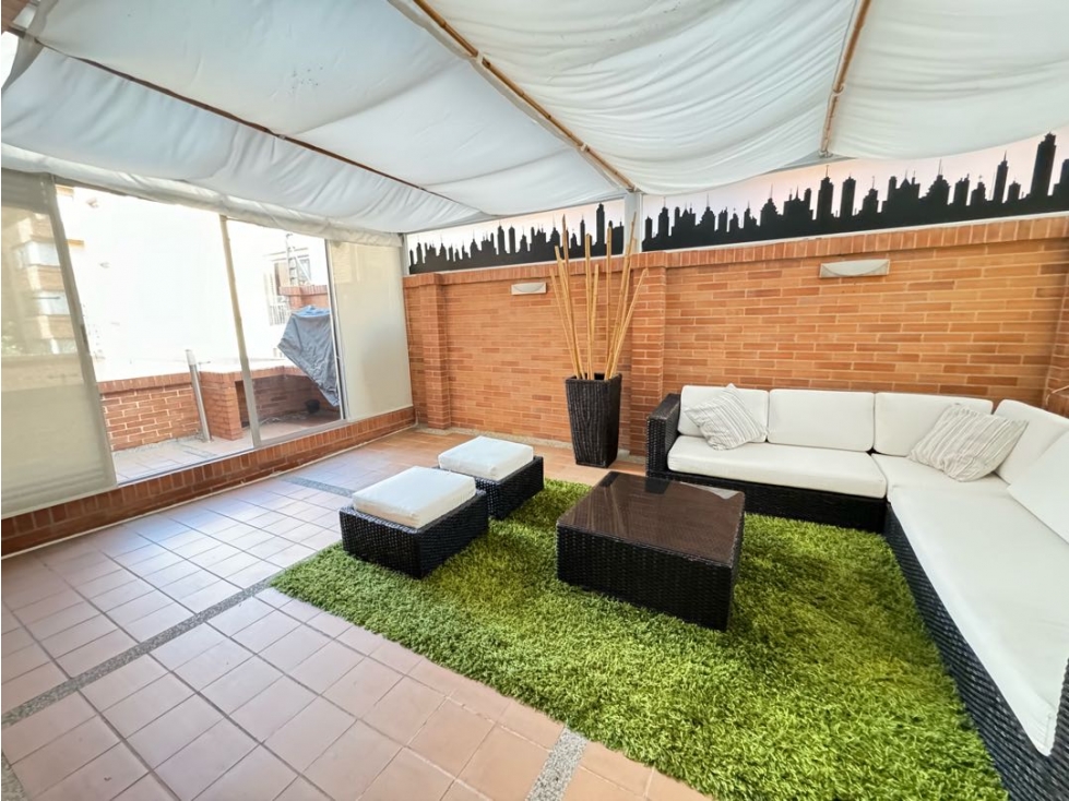 Vendo apartamento con terraza en Chico Navarra