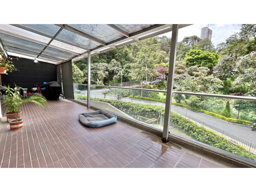 Vendo apartamento con terraza en Sabaneta- sector plano - Aves Maria
