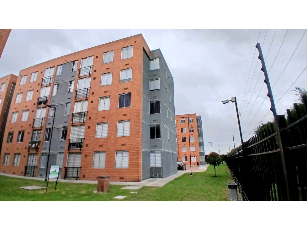 VENDO APARTAMENTO INGRESO POR ESCALERAS EN CONJUNTO EN CAJICÁ.