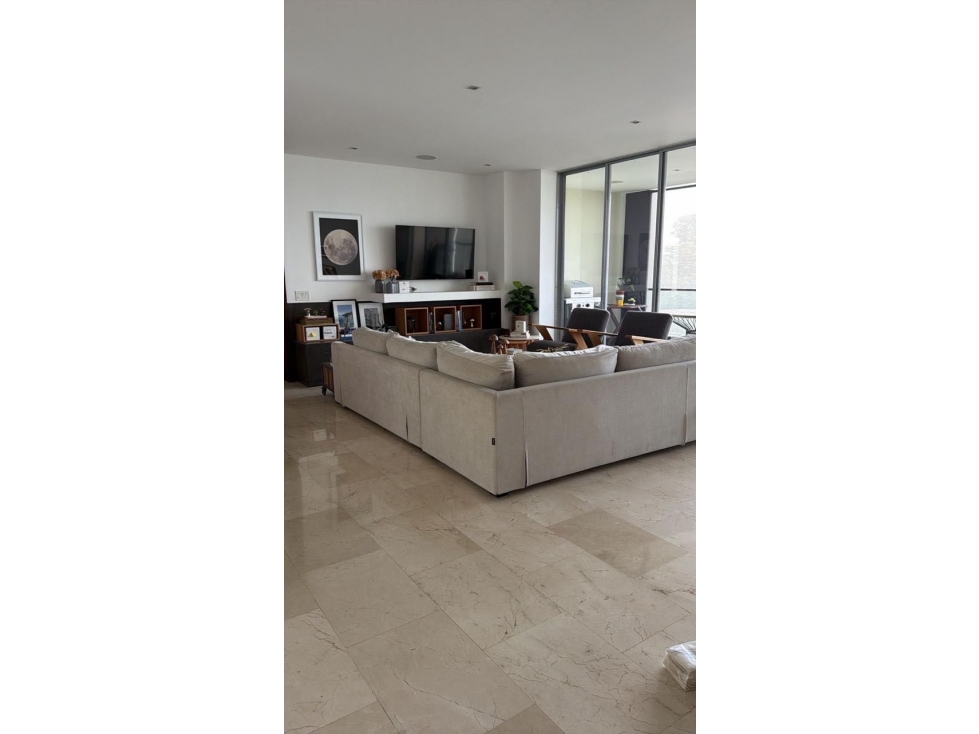 VENDO APARTAMENTO CON VISTA EN EL POBLADO — foto 2