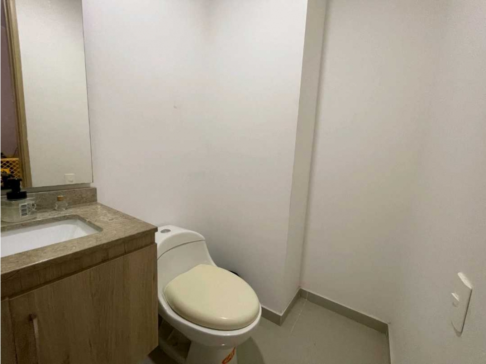 Vendo apartamento contiguo al c.c Alamedas del Sinú. — foto 4