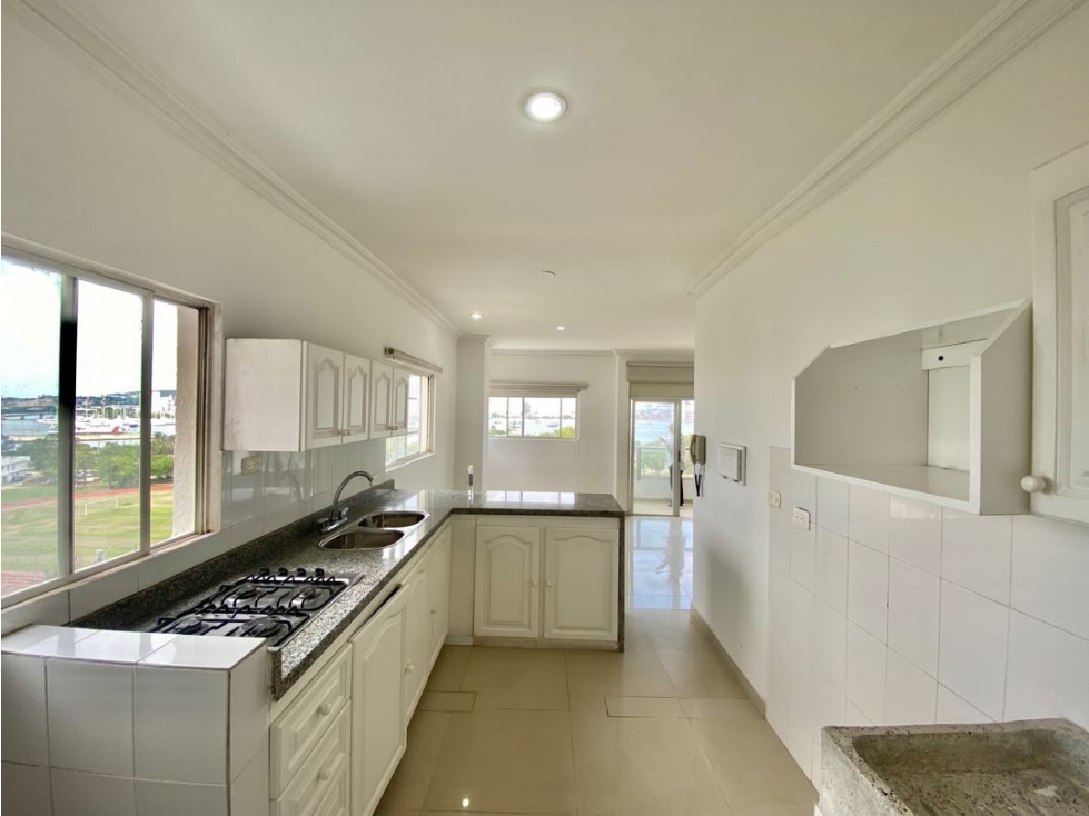 VENDO APARTAMENTO DE TRES ALCOBAS Y PARQUEADERO EN BOCAGRANDE — foto 3