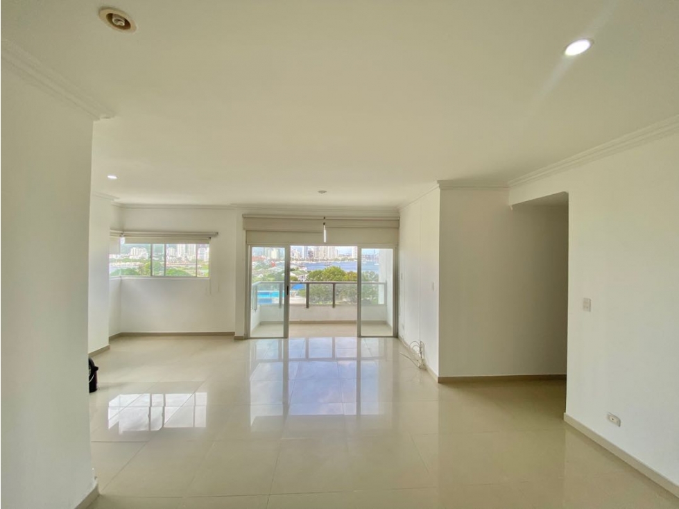 VENDO APARTAMENTO DE TRES ALCOBAS Y PARQUEADERO EN BOCAGRANDE — foto 4