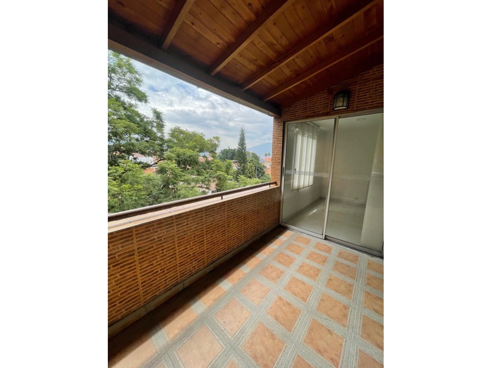 Vendo apartamento dúplex en Belén por los Molinos Centro Comercial